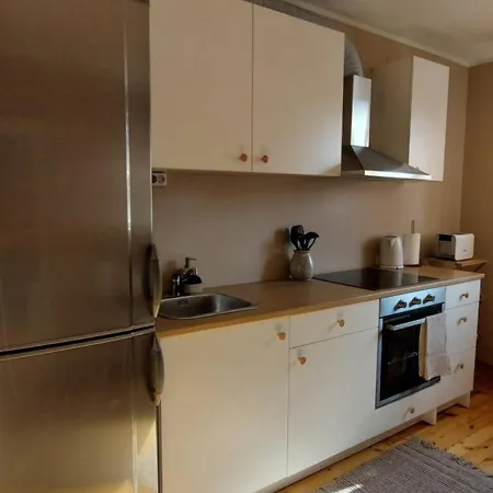 Avar Korter Suedames