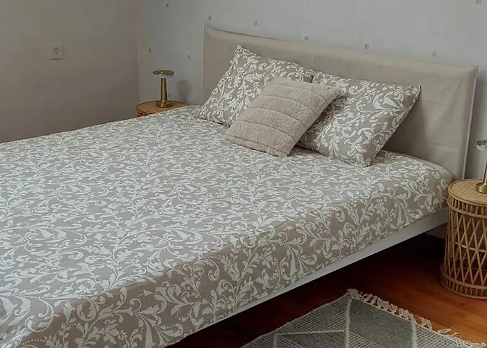 Avar Korter Suedames Lejlighed *